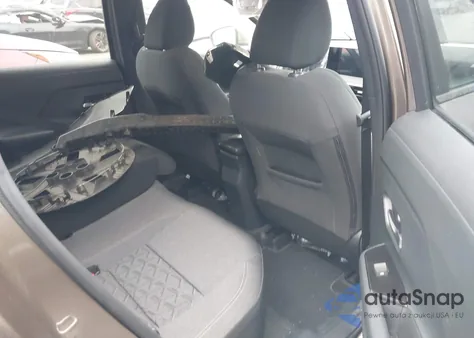 2025 Nissan Kicks Sv Fwd z USA, uszkodzony, nr VIN 3N8AP6CA4SL389095